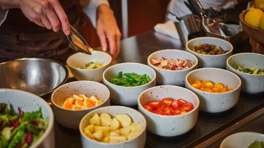 Smart Nutrition Made Simple: A Vitamix Guide for Everyone